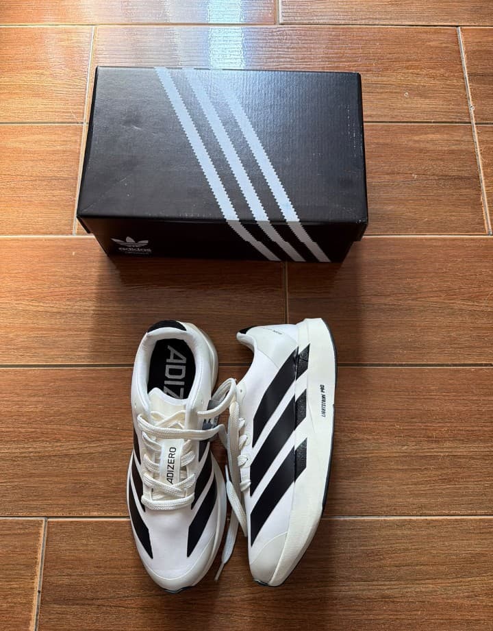 ADIZERO EVO BLANCAS